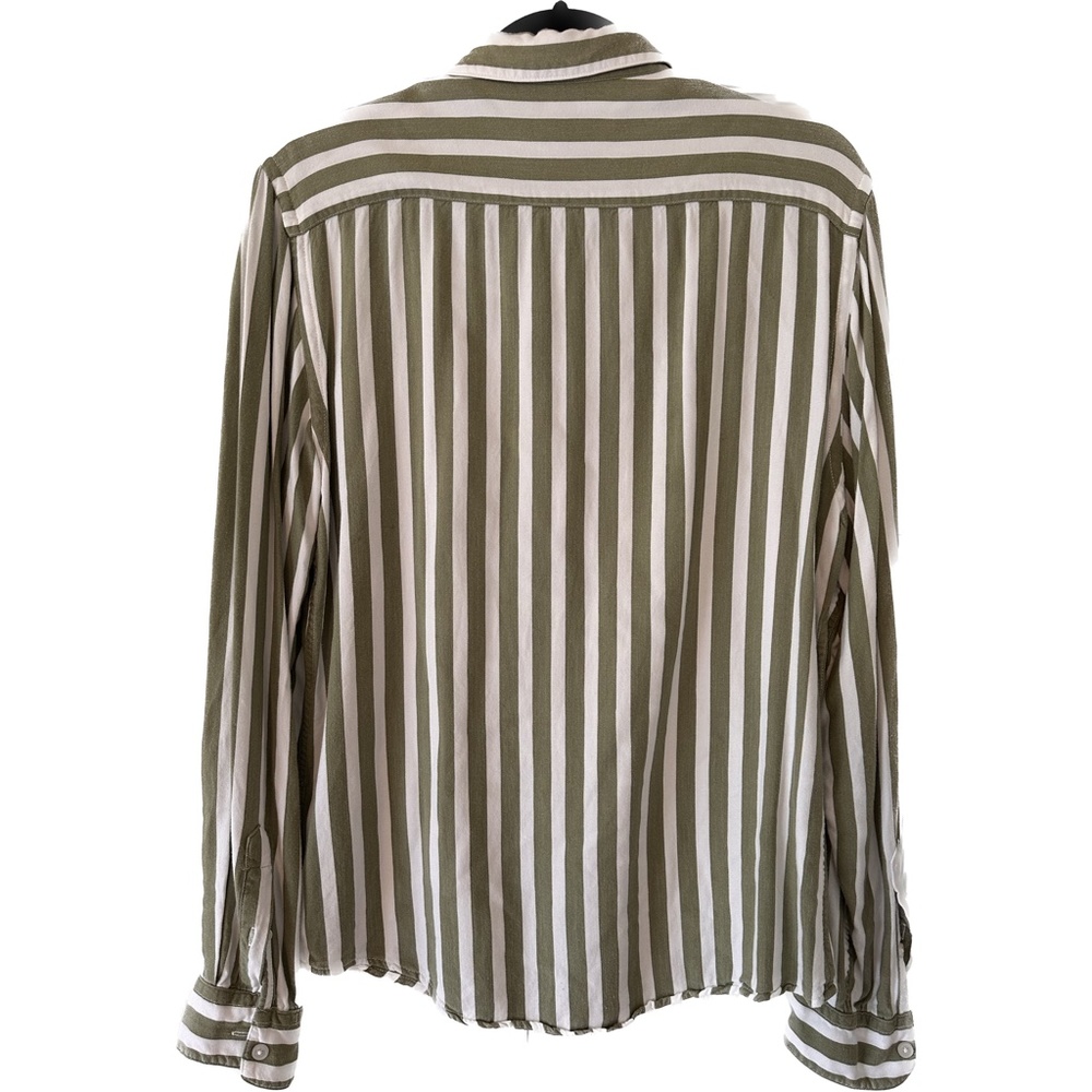 Bershka Casual Button Down Shirt - Picture 2 of 4